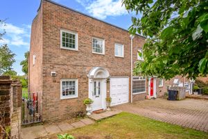 Photo 21- click for photo gallery